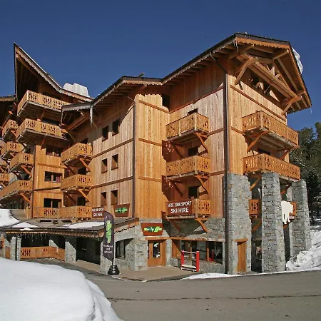 Cozy Rustic With A Fireplace And Wi-fi In Arc 2000 *